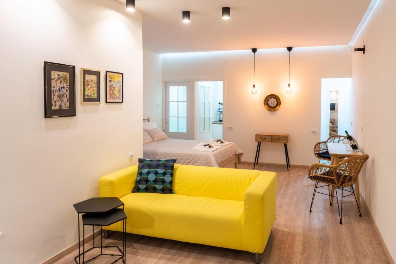 Apartament Happy House Belgrad Zewnętrze zdjęcie