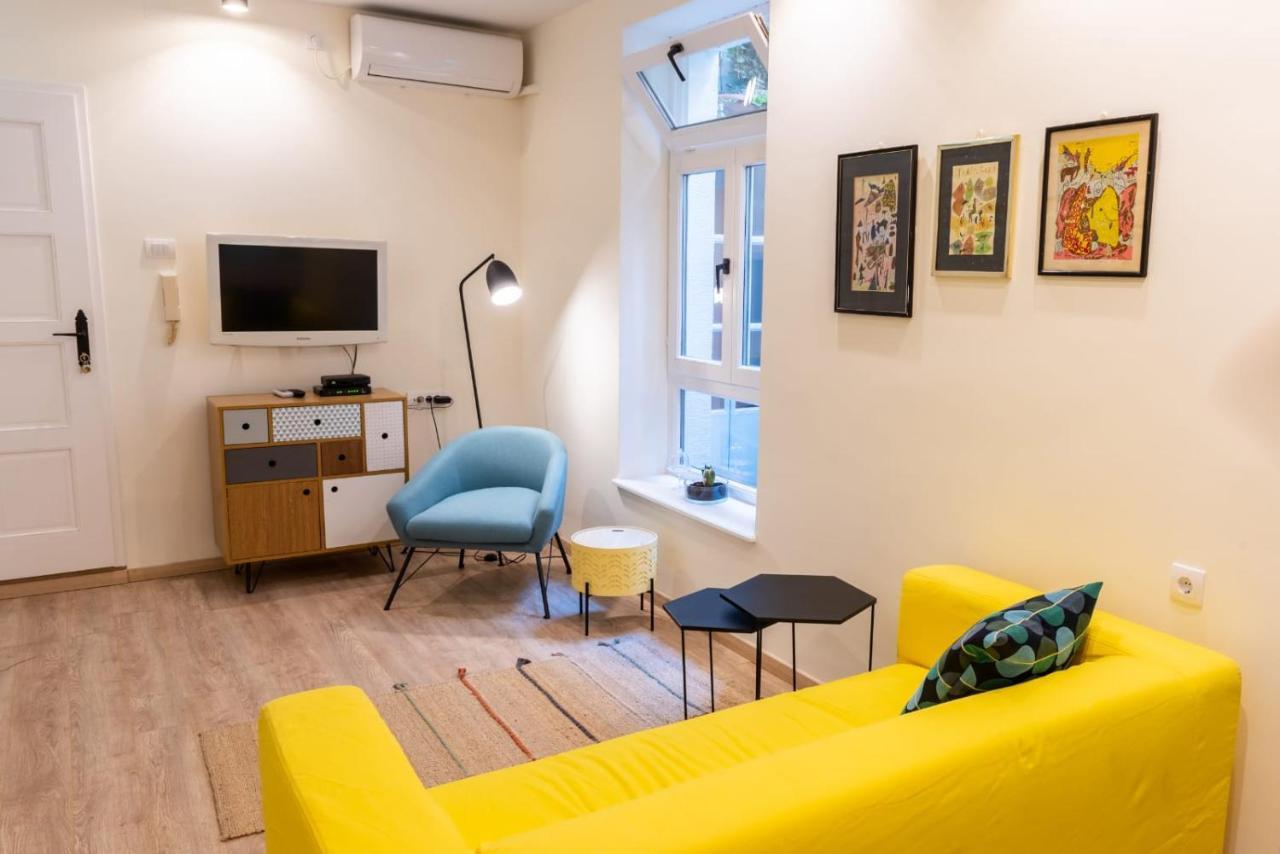Apartament Happy House Belgrad Zewnętrze zdjęcie